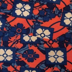 Like new Lularoe OS Leggings - Smoke free home